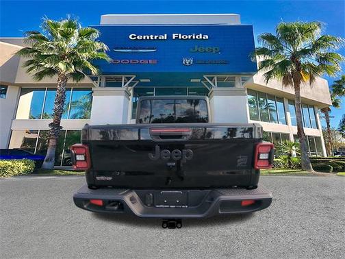 2026 Jeep Gladiator Willys 4x4