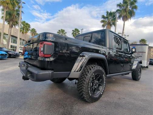 2026 Jeep Gladiator Willys 4x4