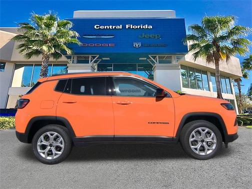 2026 Jeep Compass Latitude