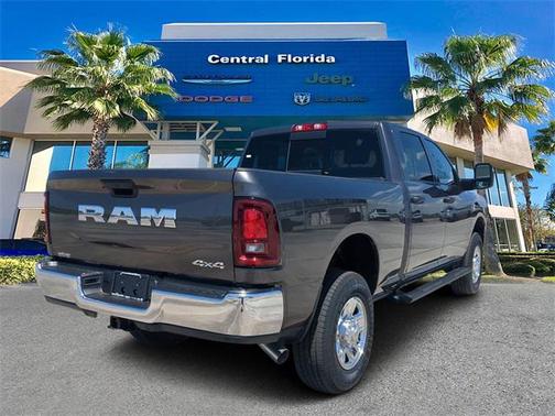 2025 RAM 2500 Tradesman Crew Cab 4x4 6'4' Box