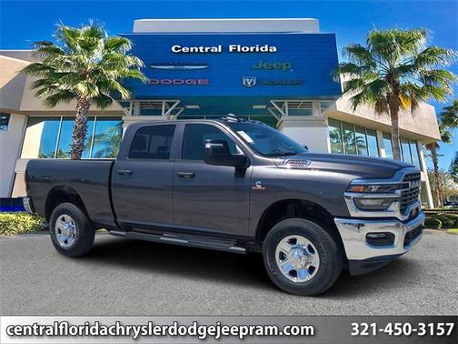 2025 RAM 2500 Tradesman Crew Cab 4x4 6'4' Box