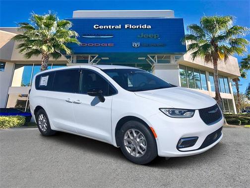 2025 Chrysler Pacifica L