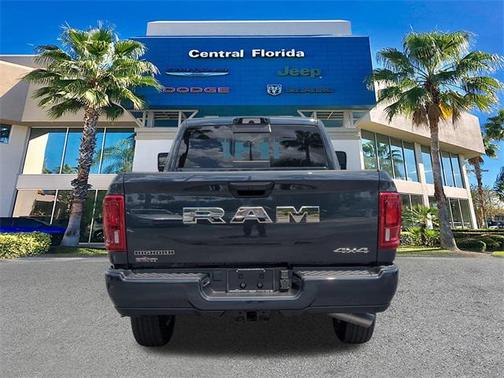 2025 RAM 2500 Big Horn Crew Cab 4x4 6'4' Box