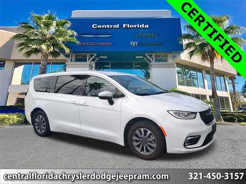 2023 Chrysler Pacifica Hybrid Touring L