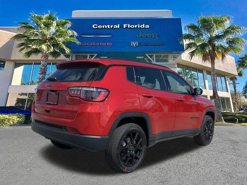 Red Hot Pearlcoat 2026 Jeep Compass Latitude