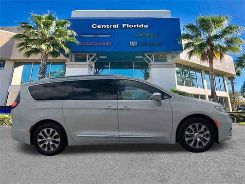 2021 Chrysler Pacifica L
