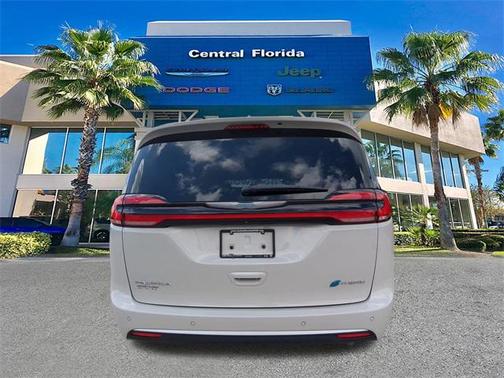 2021 Chrysler Pacifica L