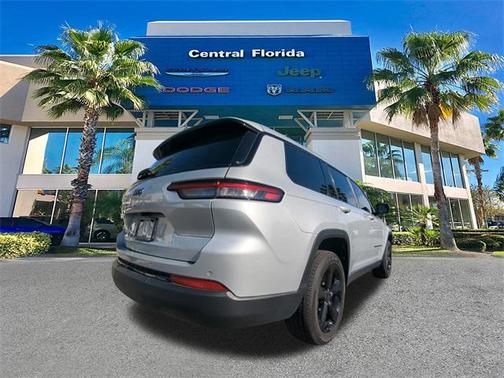 2022 Jeep Grand Cherokee L Altitude