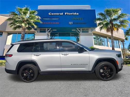 2022 Jeep Grand Cherokee L Altitude