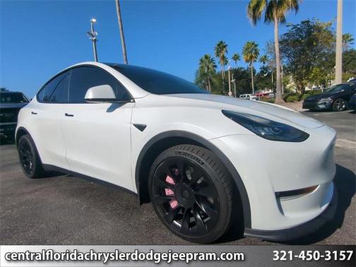 2022 Tesla Model Y Long Range Dual Motor All-Wheel Drive