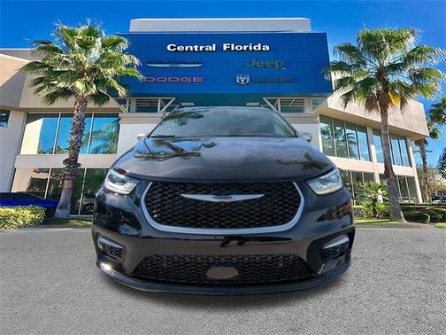 2026 Chrysler Pacifica L