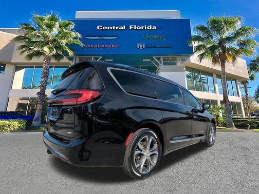 2026 Chrysler Pacifica L