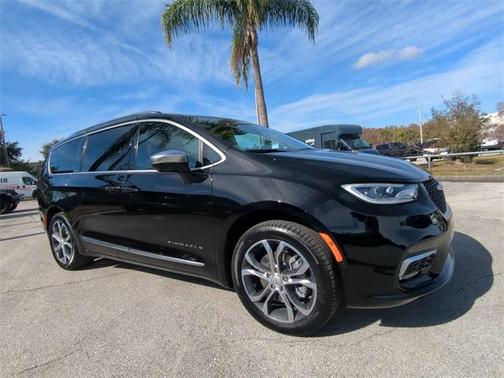 2026 Chrysler Pacifica L