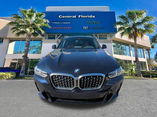 2023 BMW X4 xDrive30i
