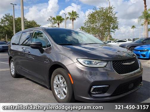 2023 Chrysler Pacifica Touring L
