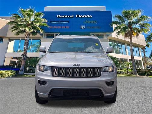 2021 Jeep Grand Cherokee Laredo