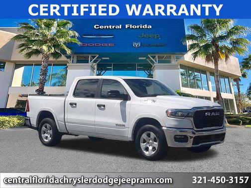 Bright White Clearcoat 2025 RAM 1500 Big Horn/Lone Star