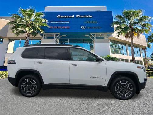 Bright White Clearcoat 2026 Jeep Cherokee Limited