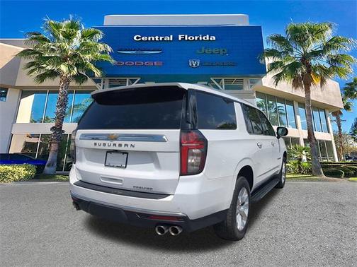 2023 Chevrolet Suburban Premier