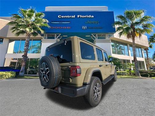 2026 Jeep Wrangler 4-Door Sahara 4x4