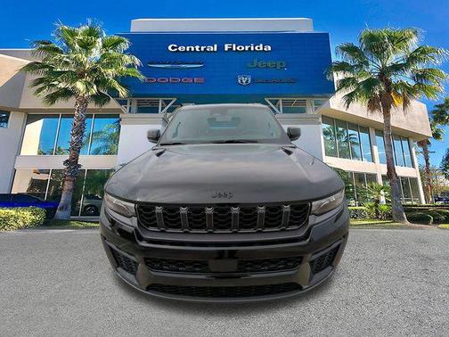 2026 Jeep Grand Cherokee Altitude