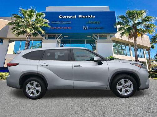 2022 Toyota Highlander L