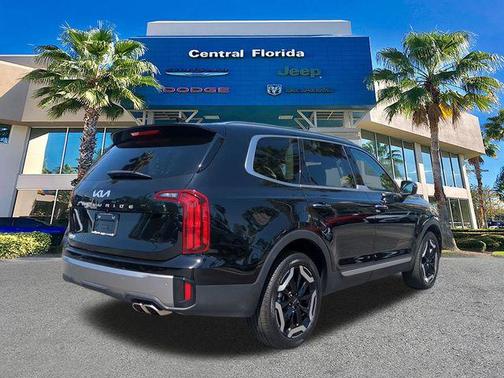 2025 Kia Telluride S