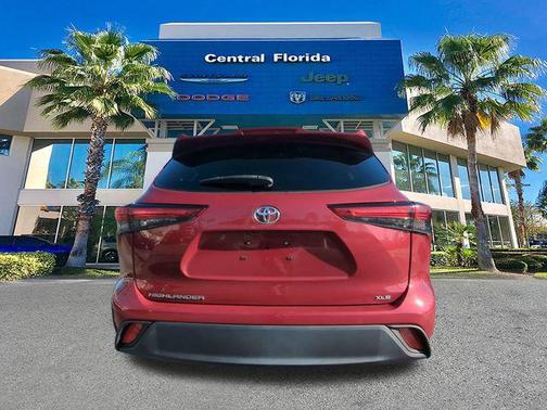 2023 Toyota Highlander XLE