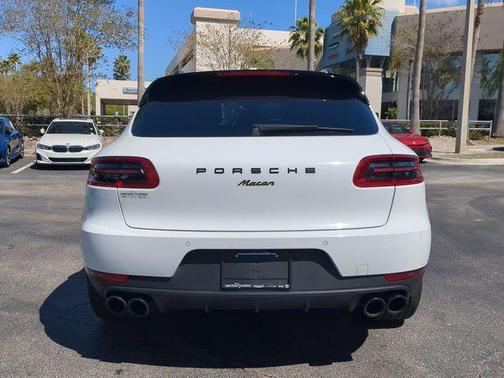 2018 Porsche Macan Base
