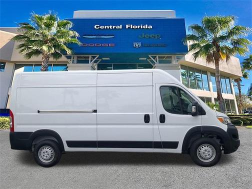 2025 RAM ProMaster 2500 Tradesman