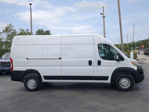 2025 RAM ProMaster 2500 Tradesman