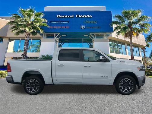 Bright White Clearcoat 2026 RAM 1500 Laramie