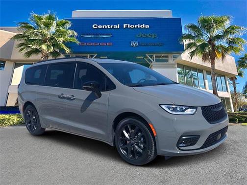 2025 Chrysler Pacifica Limited