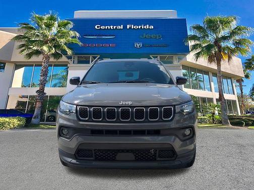 Sting-Gray Clearcoat 2023 Jeep Compass Latitude Lux