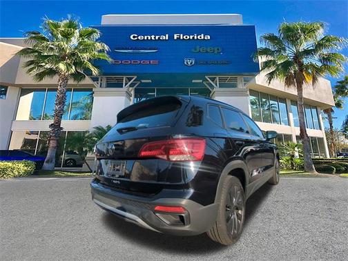 2024 Volkswagen Taos 1.5T S