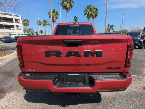 2026 RAM 2500 Tradesman Crew Cab 4x4 6'4' Box