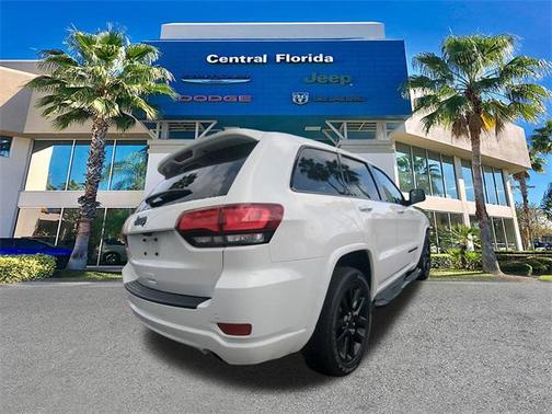 2020 Jeep Grand Cherokee Altitude