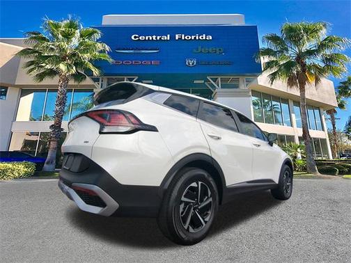 2024 Kia Sportage Hybrid LX