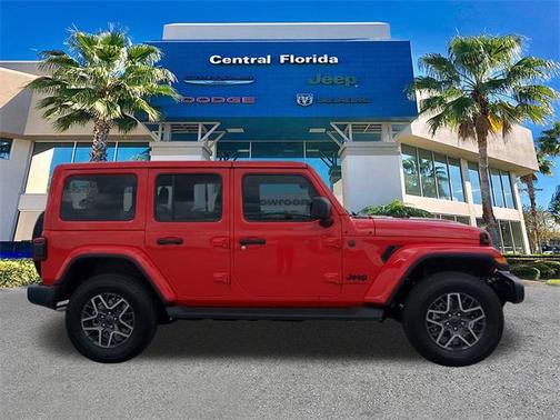 2025 Jeep Wrangler 4-Door Sahara 4x4