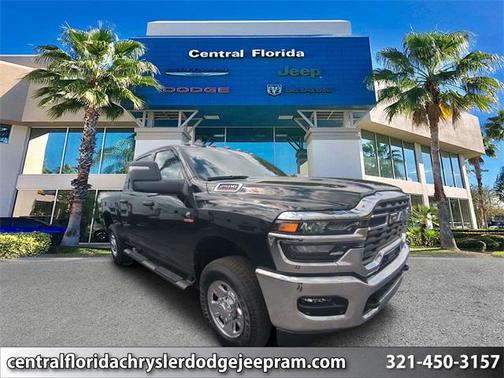 2025 RAM 2500 Tradesman Crew Cab 4x4 6'4' Box
