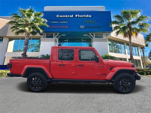 2025 Jeep Gladiator Nighthawk