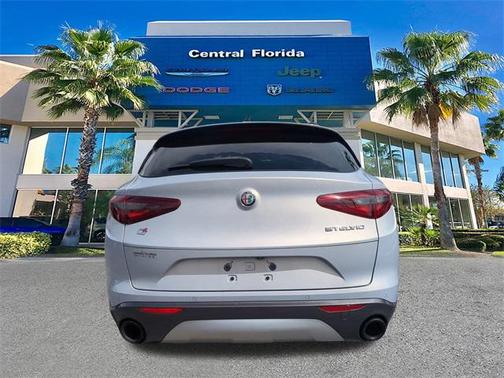 2022 Alfa Romeo Stelvio Ti