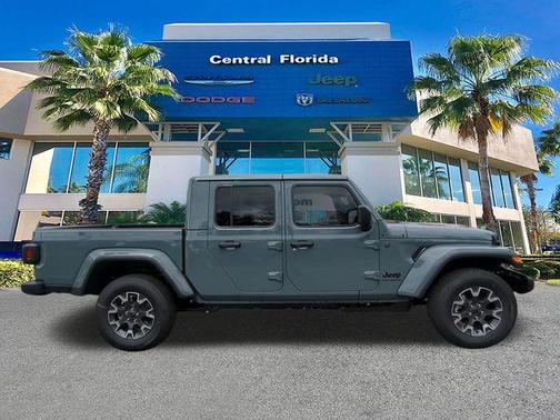 2026 Jeep Gladiator Sahara 4x4