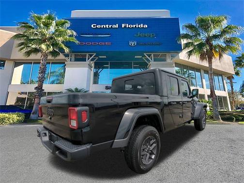 2025 Jeep Gladiator Sport S