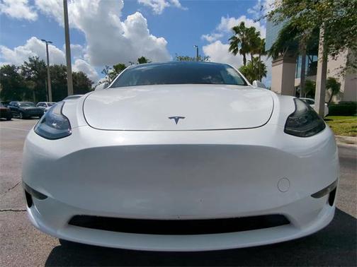 2023 Tesla Model Y Long Range Dual Motor All-Wheel Drive