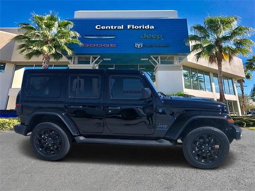 2025 Jeep Wrangler 4xe Sahara