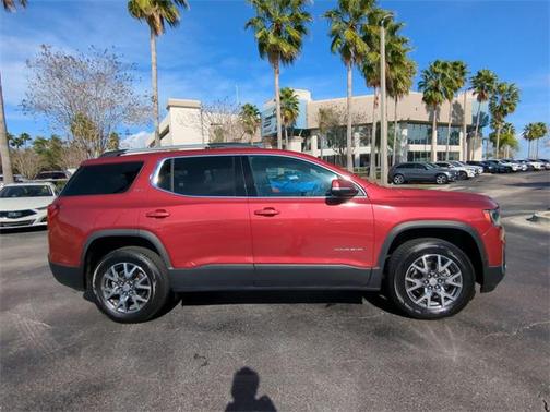 2023 GMC Acadia FWD SLT