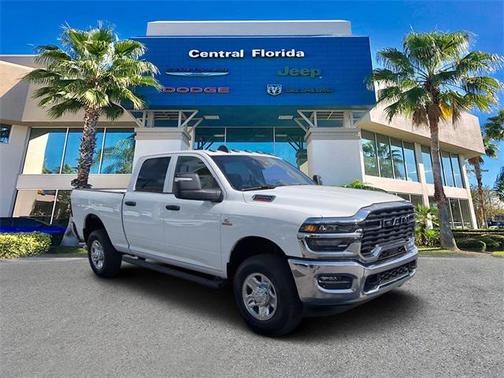2025 RAM 2500 Tradesman Crew Cab 4x4 6'4' Box