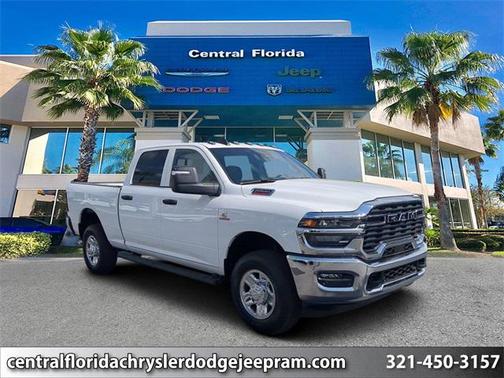 2025 RAM 2500 Tradesman Crew Cab 4x4 6'4' Box