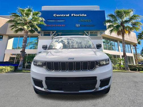 Bright White Clearcoat 2023 Jeep Grand Cherokee L Limited